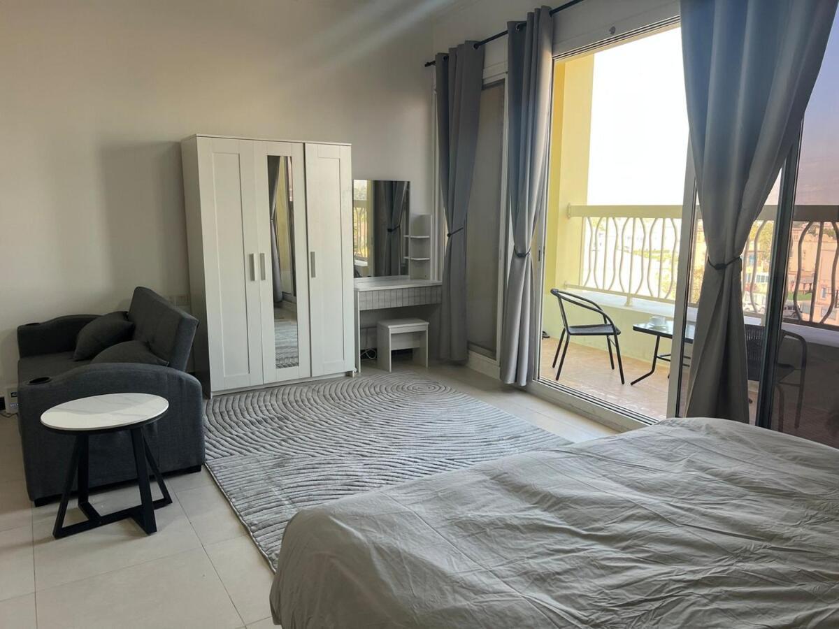 Spacious Near Marina Apartment Dubai